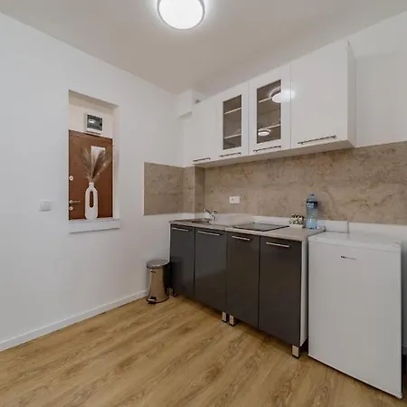 Apartment M *