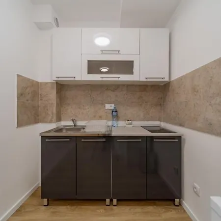 Apartment M