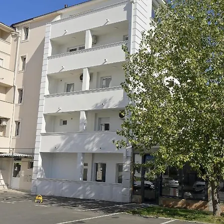 M Apartman Belgrád